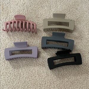 Set of 5 Hair Claw Clips in Assorted Colors